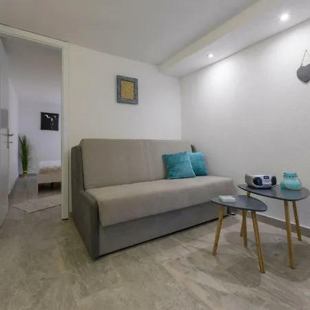 Weiny Apartment *